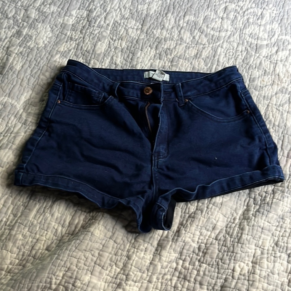 dark blue jean shorts